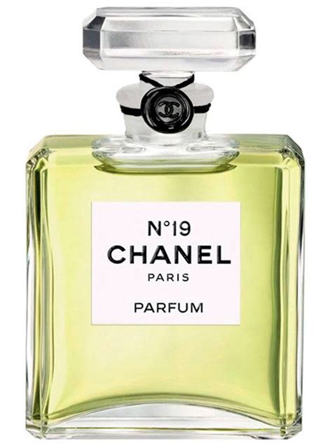 chanel no 19.